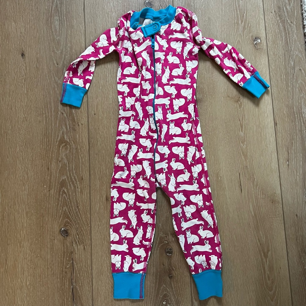 3 for $12 // Hanna Andersson zip-up pajamas 80cm EUC